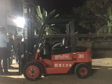 急客戶之所急，永新昌叉車服務(wù)暖人心